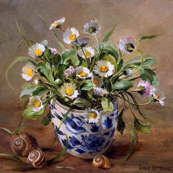 Blank greetings card featuring a small bunch of daisies in a blue and white vase D-0028 by Anne Cotterill
